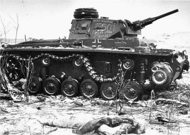Pz.III Ausf.J, подбитый советскими войсками на Южном фронте, 1941 год.