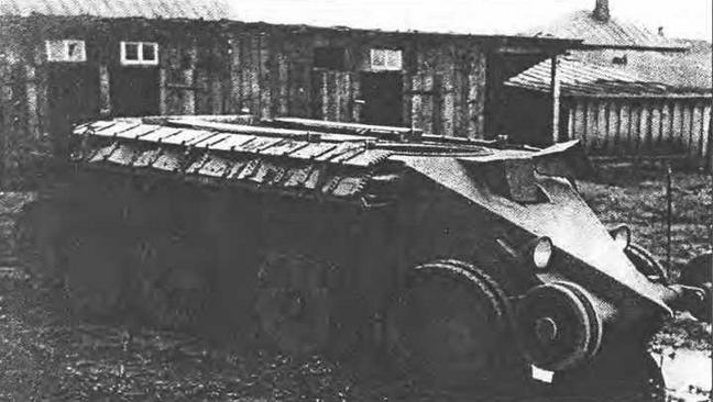 «Оригинал-1» на территории «Испытательной танковой станции». Март 1931 г.
