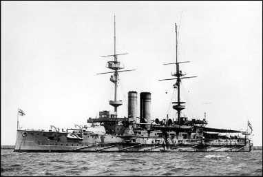 Эскадренный броненосец «Голиаф», потопленный 12 мая 1915 г. турецким эсминцем «Муавенет». Погибло 570 человек.
