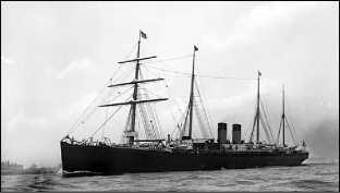 Лайнер компании «Уайт Стар» «Германик», ставший в 1910 г. турецким «Гюль Джемаль». Поврежден британской подводной лодкой Е-14.