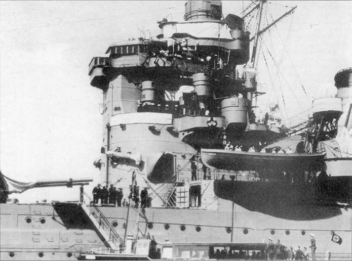 Германские моряки прибыли с визитом на борт крейсера «Ашигара», Кильский канал, 1937 г.