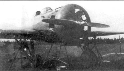 Первый прототип истребители И-16 с двигателем М-22.
