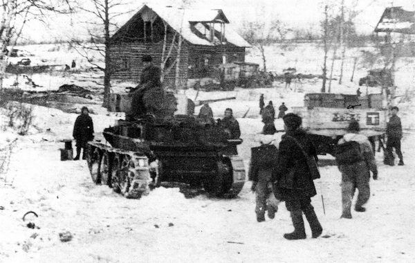 Деревня Гостилицы юго-западнее Петергофа. Ленинградский фронт, 1944 год.