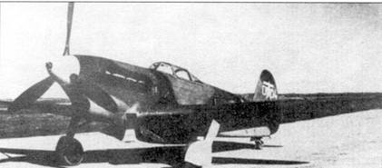 Прототип Як-9 в ходе испытаний в НИИ ВВС. Этот четвертый по счету прототип построен на заводе № 153. Созданный на базе Яка-7, Як-9 имел цельнометаллическое крыло. На прототипе отсутствовала бронеспинка и радиостанция.