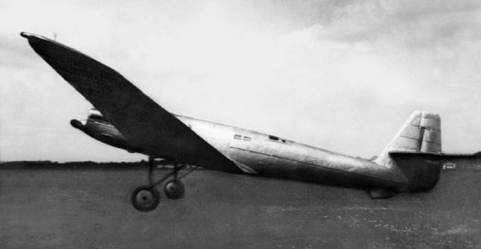 Рекордный самолет АНТ-25 (РД), ставший основой при создании первого отечественного дальнего бомбардировщика ДБ-1 (АНТ-36)