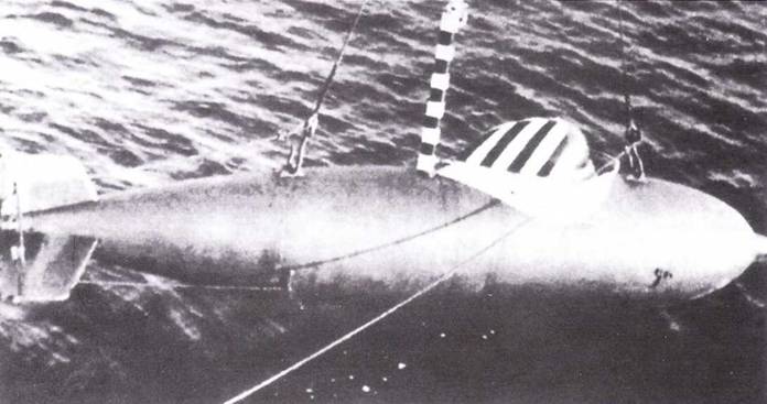 Сверхмалая немецкая подводная лодка типа Delphin /.