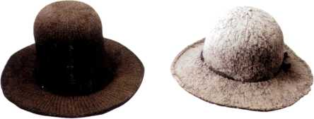 Матросские вязаные шляпы из гардероба Петра Великого. <emphasis>(ГЭ).