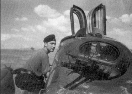 Ни поздних Fw-189А-2 монтировалась верхняя турель с остеклением из прозрачной брони и вооружением из спаренного пулемета MG-81Z. Под такое вооружение со временем переоборудовали почти все самолеты Fw-189А-2, действовавшие на Восточном фронте.