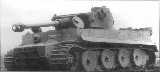 Pz.Kpfw.VI(H) с номером «132» 503-го батальона. Курская Дуга, июль 1943 года.