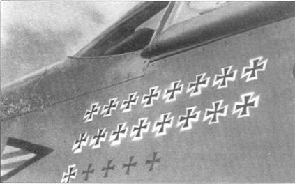 Знаки побед в воздухе на фюзеляже «Мустанга» Станислава Скальского, 303-я эскадрилья RAF.