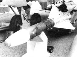Р-40ТД под перехватчиком МиГ-3 1