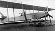 Первые летавшие двухмоторные самолёты: моноплан Б. Луцкого (вверху) и биплан Шорт «Трипл Трактор».