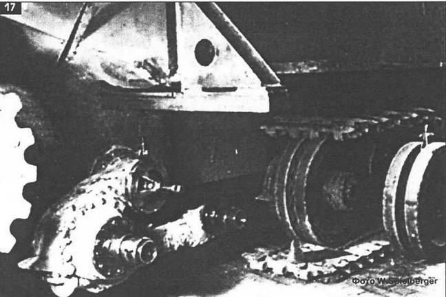Вид на тележку подвески с демонтированными катками. Фотография выполнена в ходе капитальной модернизации CAY, проводимой в начале 1944 г.