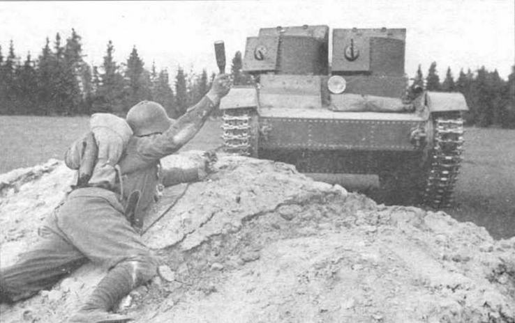 Т-26 на тактических занятиях по "обкатке" пехоты танками. МВО. 1939 г.
