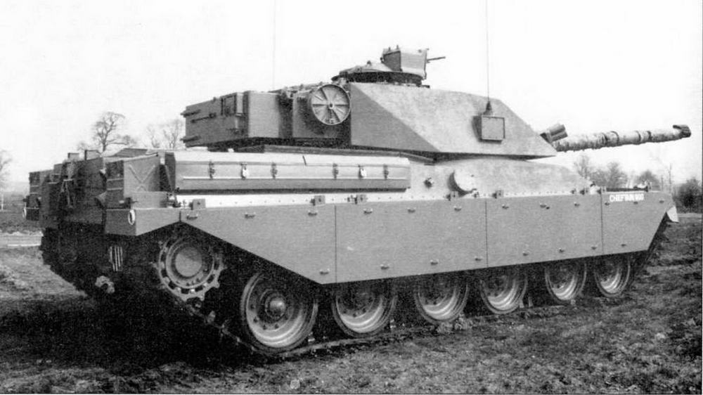 Опытный образец основного боевого танка «Чифтен» 900