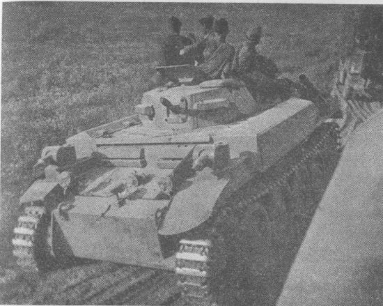 К 22 июня 1941 года огнемётными танками Flammpanzer II были укомплектованы 100-й и 101-й огнемётные танковые батальоны.