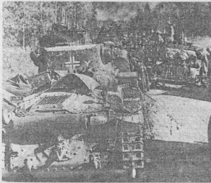 «Поход на Восток» начался! Колонна танков Pz.38(t) движется по советской земле. Июнь 1941 года.