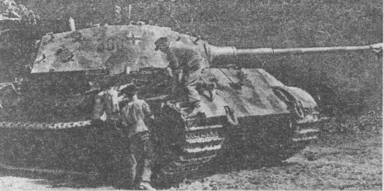 В сентябре 1944 года в 503-й тяжёлый танковый батальон поступили первые «королевские тигры» с башнями «типа Хеншель».