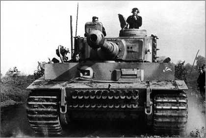 «Тигр» № 214 из 2-й роты 505-го тяжелого танкового батальона. Операция «Цитадель», июль 1943 года.
